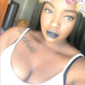 Meet your Posher, Shae